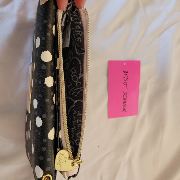 Betsey Johnson clutch - Picture 4 of 5